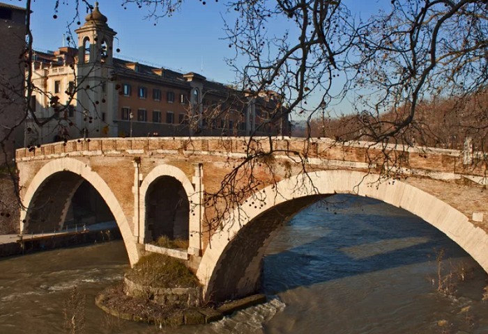 Мост Фабричио. Рим. 62 г. до н. э.