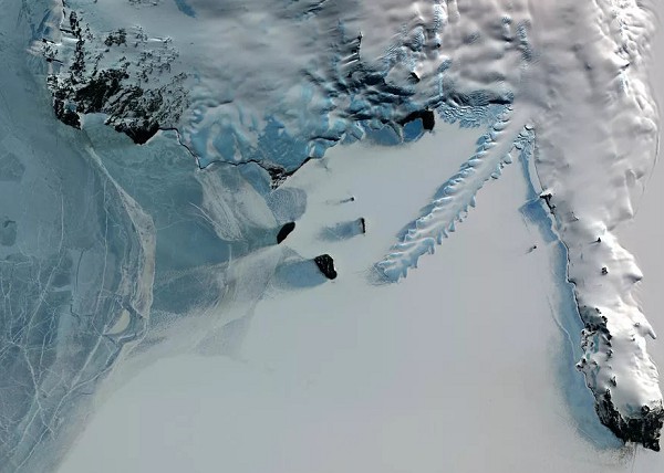 Спутниковые снимки Антарктиды