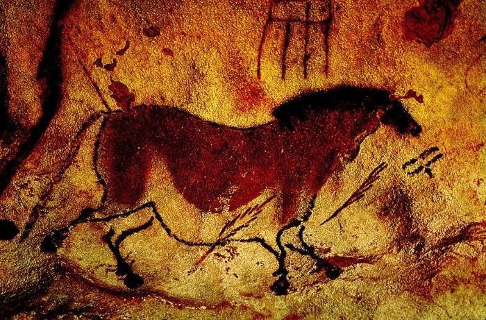 Дикая лошадь, «западня» и «стрелы!». Роспись в пещере Ласко, Франция