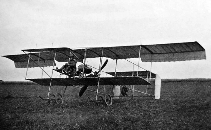 Биплан «Фарман М.Ф.7». 1913 г.