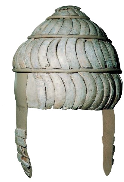 шлем 13 в. до н. э. с клыками вепря