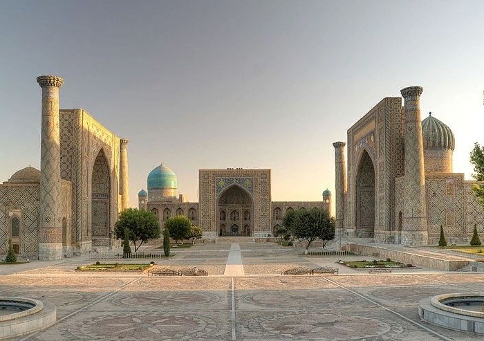 Архитектурный ансамбль площади Регистан