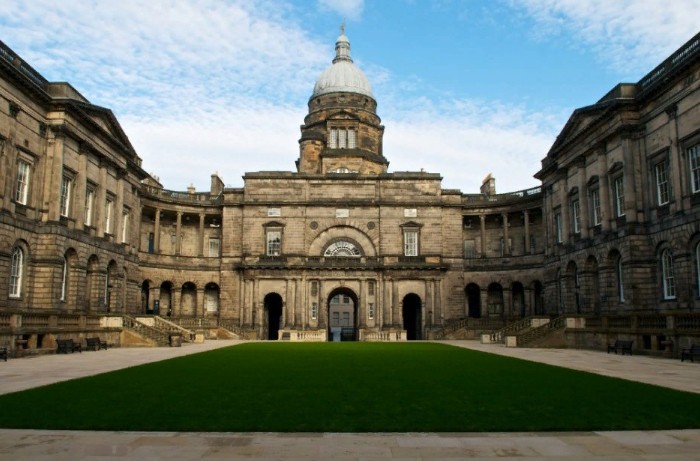 Эдинбургский университет
