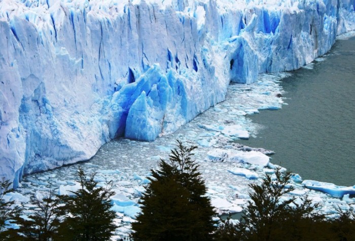 Ледник Перито-Морено — единственный в мире, постоянно увеличивающий свою массу
