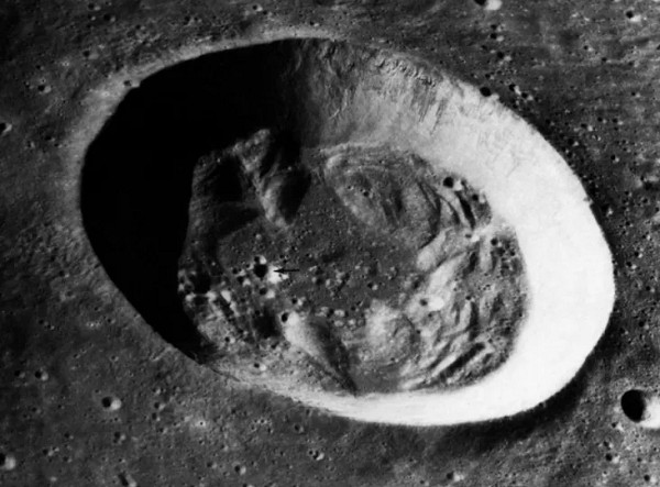 лунный кратер