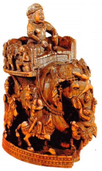 Шахматная фигура. Слоновая кость. СевероЗападная Индия. Конец XI—XII в.