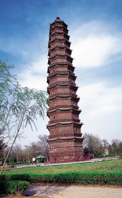 Пагода Тета (Железная пагода). Кайфын. 1041 г.