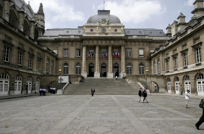 Дворец правосудия, где проходили заседания парижского парламента