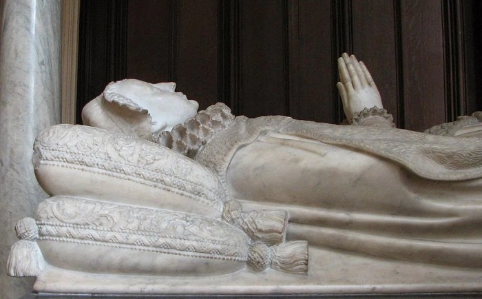 Надгробие Марии Стюарт, королевы Шотландской, в Вестминстерском аббатстве