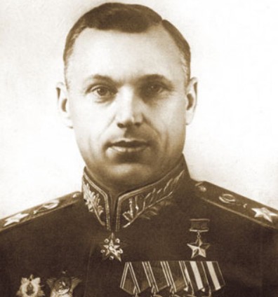 Командующий 1-м Белорусским фронтом Константин Константинович Рокоссовский (1896-1968)