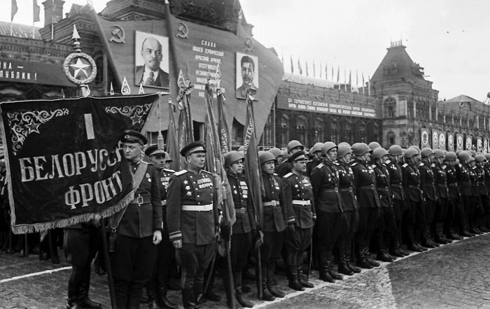 Представители 1-го Белорусского фронта во время Парада Победы