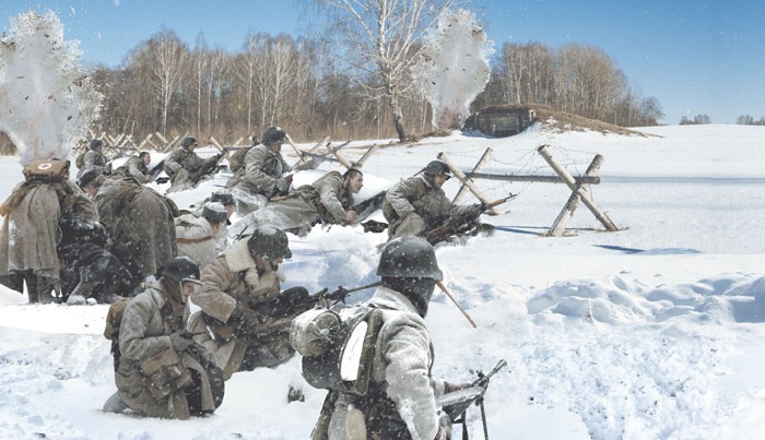 Бойцы Красной армии отражают атаку вермахта