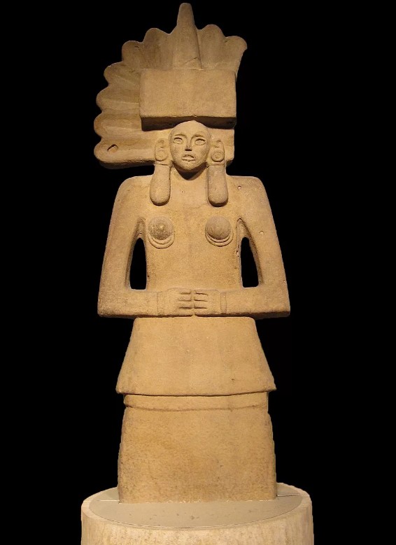 Тласотеотль -богиня земли у ацтеков