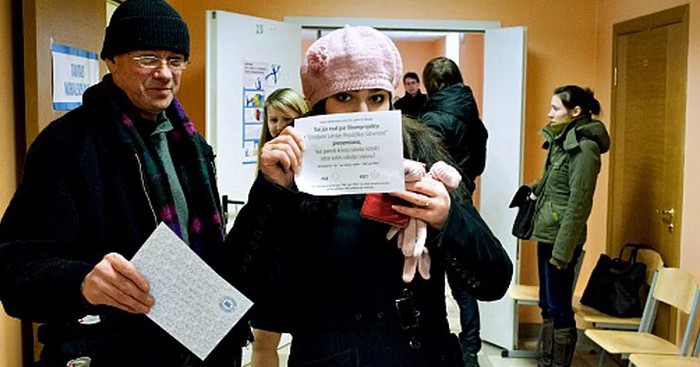 Референдум о предоставлении русскому языку статуса второго государственного в Латвии. Февраль 2012 г.
