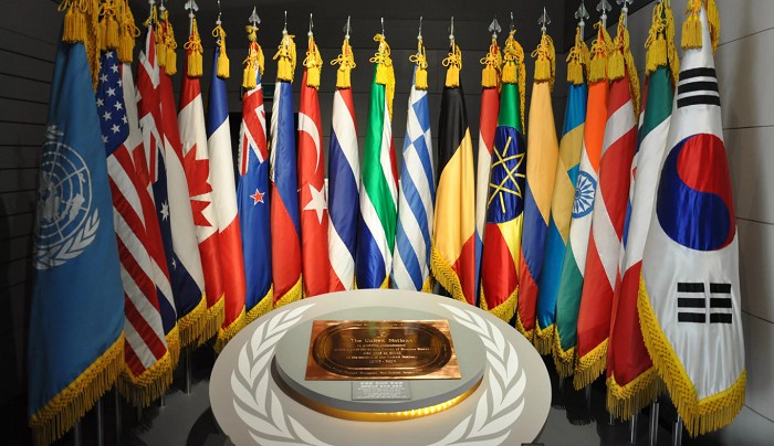 Флаги стран-участниц ООН