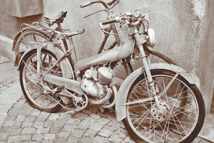 Первые мотоциклы, выпущенные для продажи