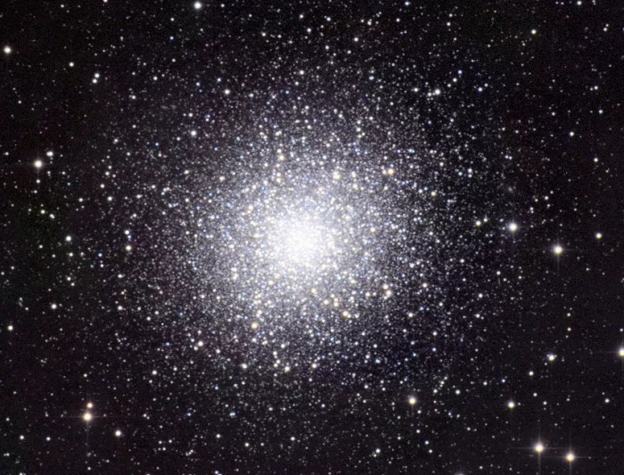 Шаровое скопление М 13 в созвездии Геркулес