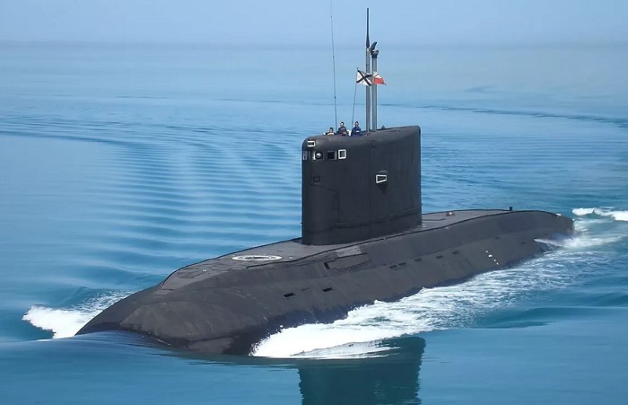 Дизель-электрическая подводная лодка Черноморского флота России Б-237 «Ростов-на-Дону»
