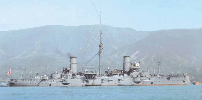 Японский броненосный крейсер «Ниссин» на якоре. 1905