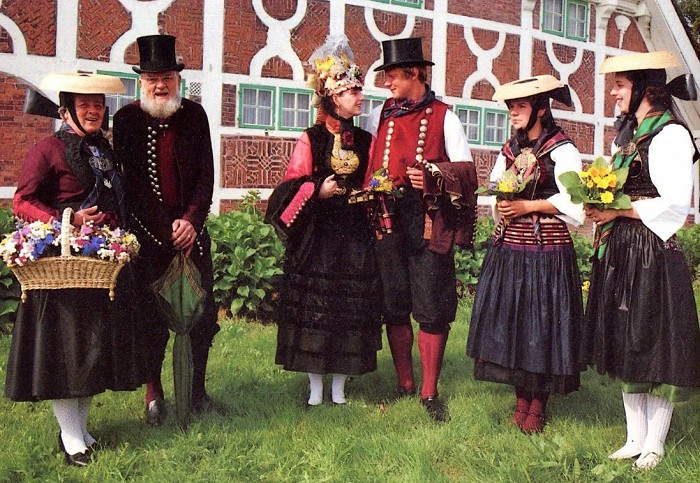 Народный костюм Швейцарии