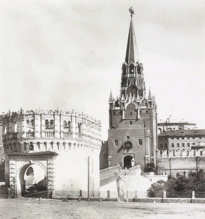 Троицкие ворота и Кутафья башня. До 1917