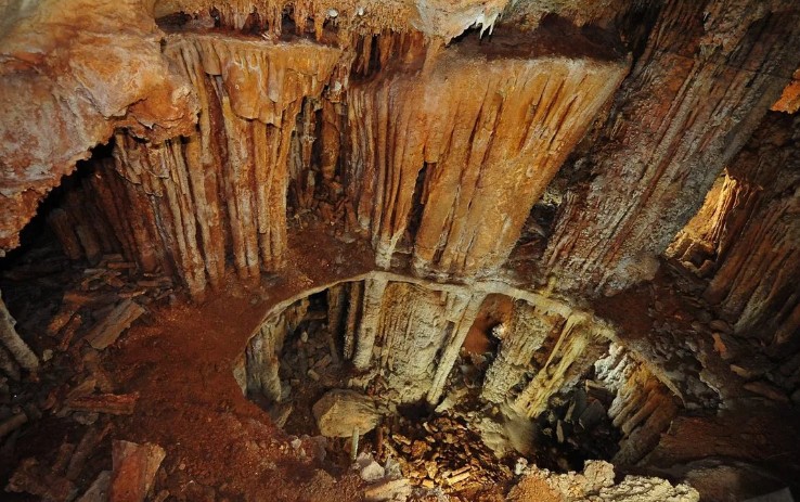 Крымская Мамонтова пещера