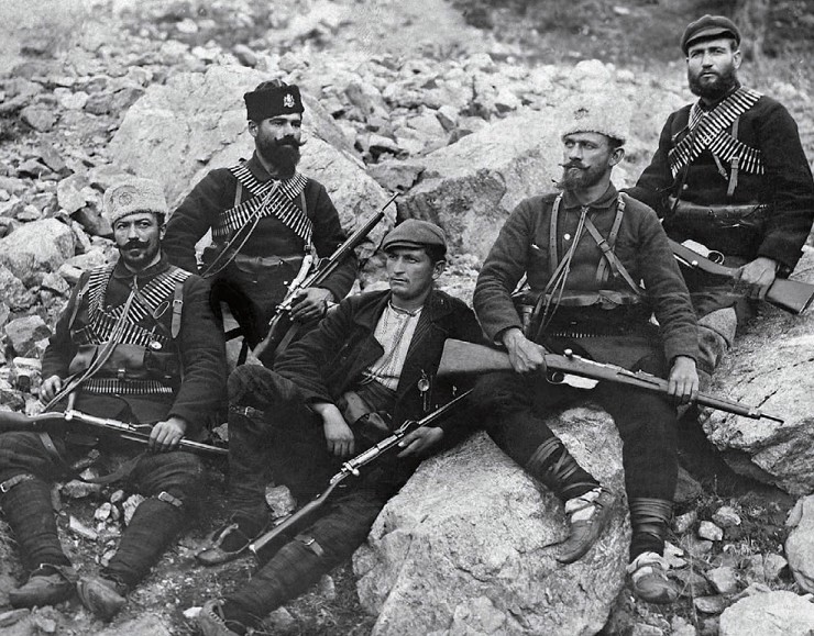 Отряд болгарских иррегулярных военизированных формирований (т.н. комитаджи), Македония, 1915 г. 