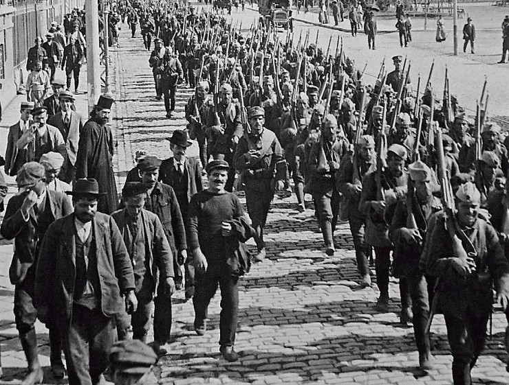 Войска Антанты входят в Салоники, 1916 г.