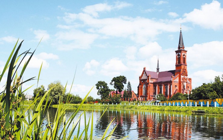 Замки и храмы Беларуси окружены нетронутыми природными ландшафтами