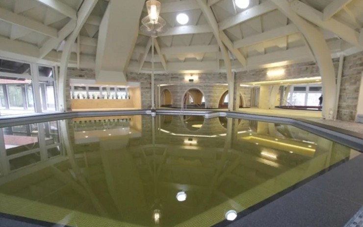  Термальный бассейн в Дебрецене