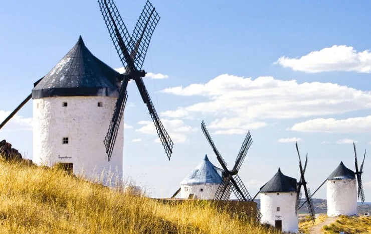  Благодаря Дон Кихоту ветряные мельницы стали символом Кастилии — Ла-Ма