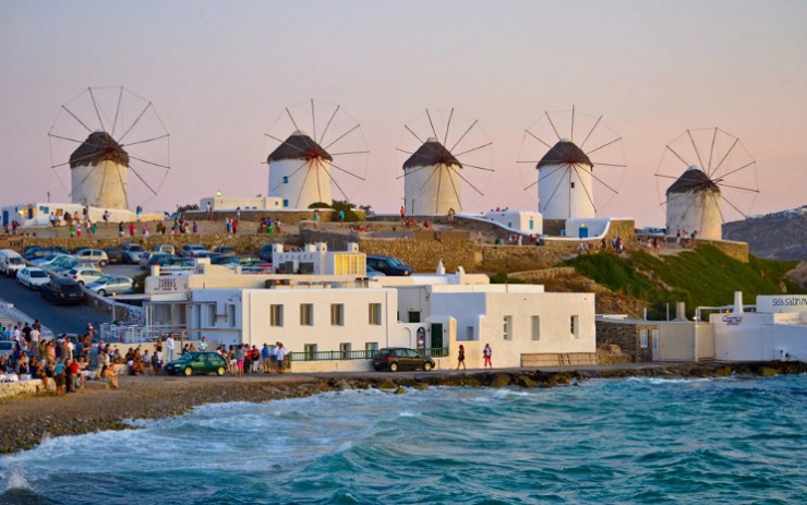 На острове Миконос находятся богемные курорты Греции