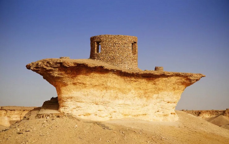 В песках Катара прячется Внутреннее море