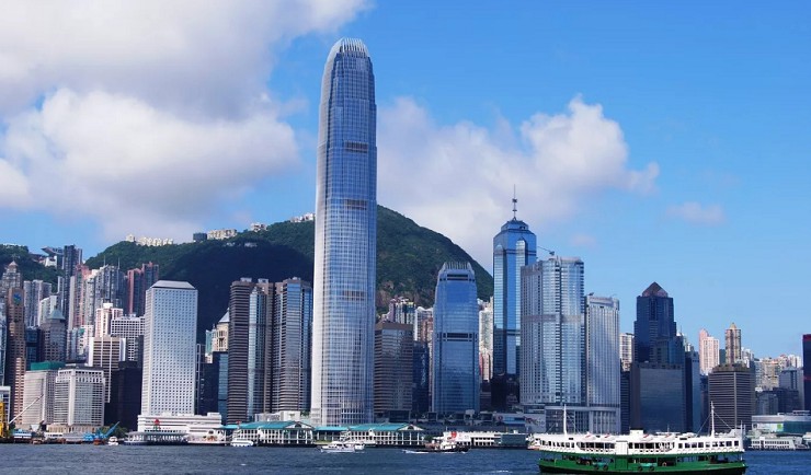 Гонконг не только крупнейший финансовый центр Азии, но и большой портовый город