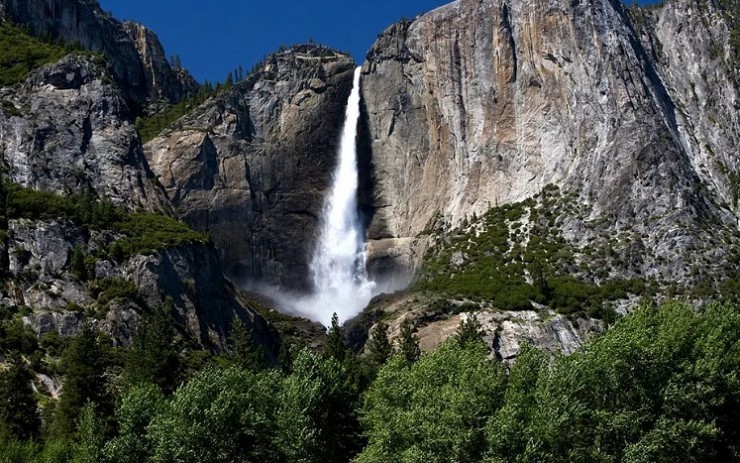  Национальный парк «Йосемити» — один из самых больших и старых в США