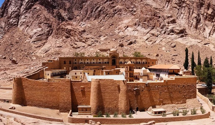 Монастырь Святой Екатерины — одна из достопримечательностей Синайского полуострова