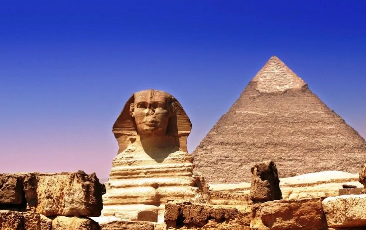 Знаменитая пирамида Хеопса