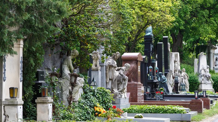 Центральное кладбище в Вене