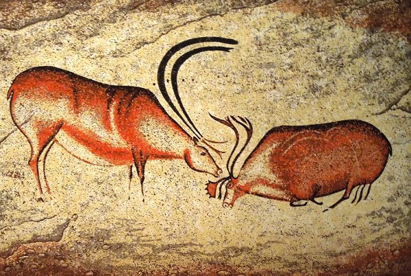 Изображения различных животных в пещере
