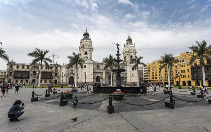 Площадь Оружия — центр перуанской столицы