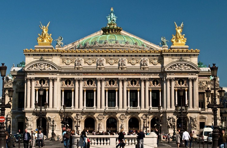 Театр Опера Гарнье в Париже. Франция