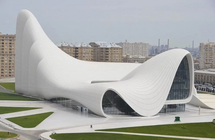 Центр Гейдара Алиева в Баку. Азербайджан