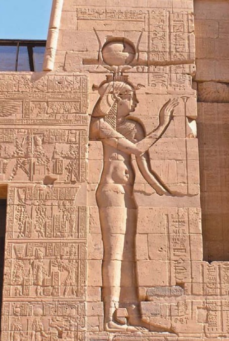 Хатхор — богиня любви. Рельеф на стене храма. Остров Филе