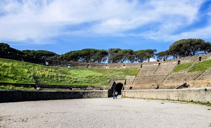 Арена Амфитеатра Помпей, вмещавшего до 20 тыс. зрителей