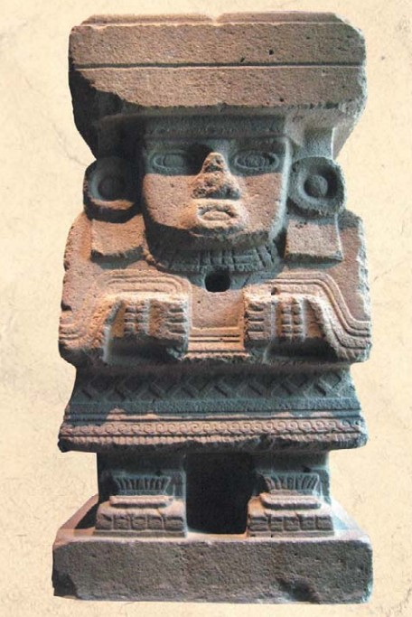 Статуя Чальчиутликуэ, супруги Тлалока. Национальный музей антропологии, г. Мехико