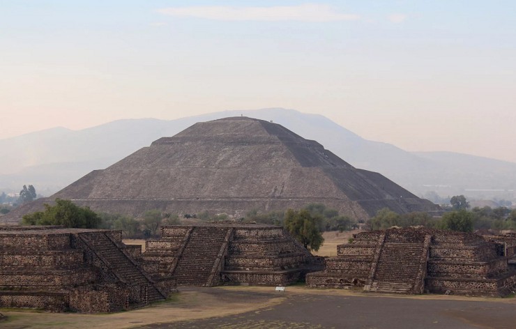 Одна из самых высоких пирамид мира — Пирамида Солнца