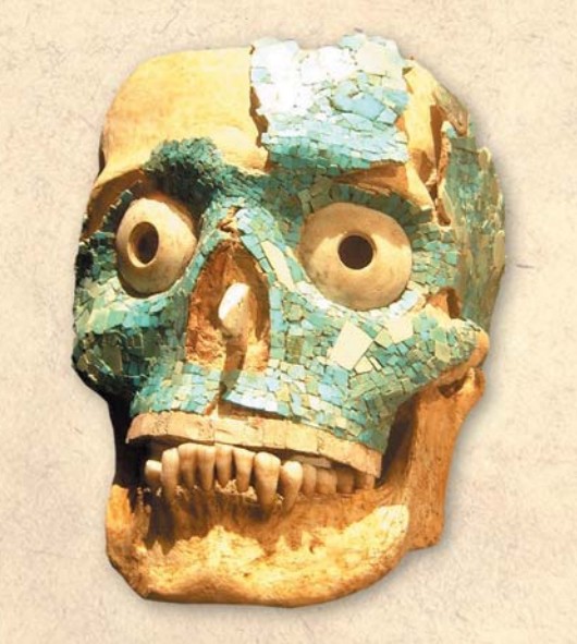 Бирюзовая маска миштеков, найденная в Могиле 7. Музей культур Оахаки, г. Оахака