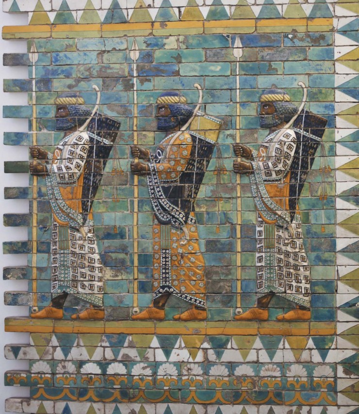 Три воина на воротах богини плодородия Иштар. Музей Пергамон, Берлин