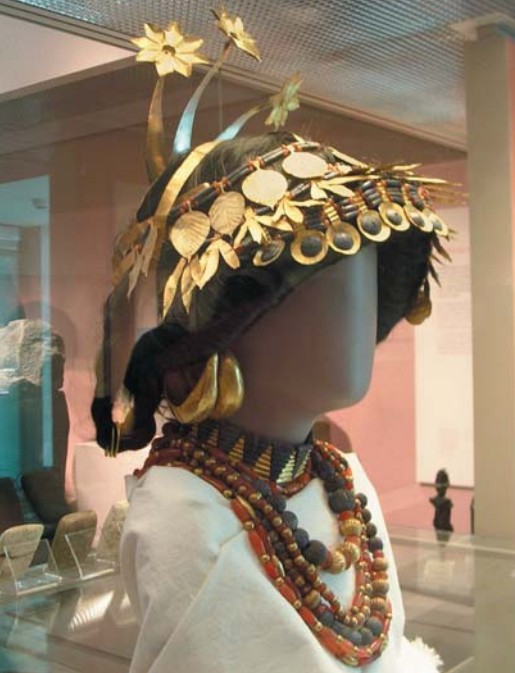 Реконструкция ювелирных украшений древних шумеров, найденных в Уре