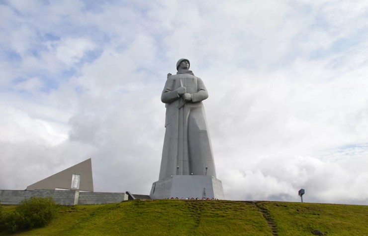 Памятник защитникам Советского Заполярья, Мурманск